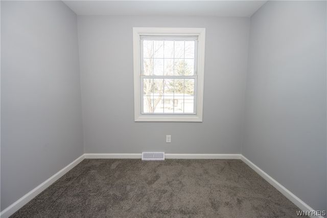 77 Roosevelt Avenue, West Seneca, NY 14224