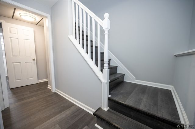 77 Roosevelt Avenue, West Seneca, NY 14224