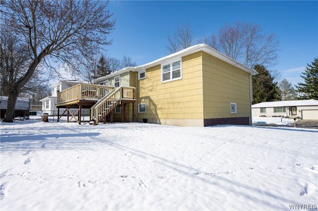 77 Roosevelt Avenue, West Seneca, NY 14224