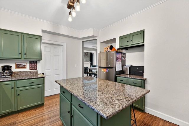 1465 76th STREET, West Allis, WI 53214