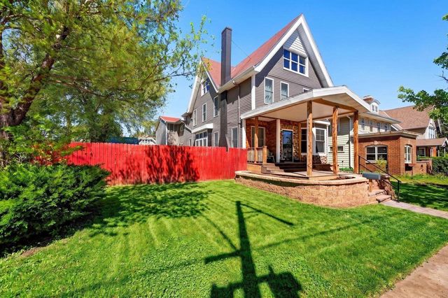 1465 76th STREET, West Allis, WI 53214