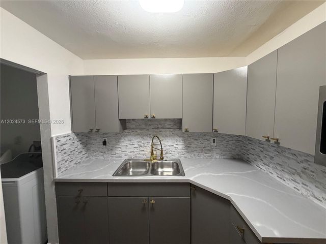 2769 NW 58th Terrace 2769, Lauderhill, FL 33313