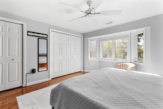 20 Westcliff Dr 20, Plymouth, MA 02360