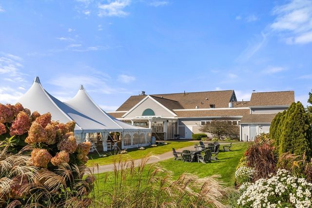 20 Westcliff Dr 20, Plymouth, MA 02360