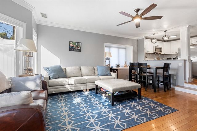 20 Westcliff Dr 20, Plymouth, MA 02360