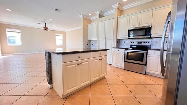 9546 Worswick Court, Wellington, FL 33414