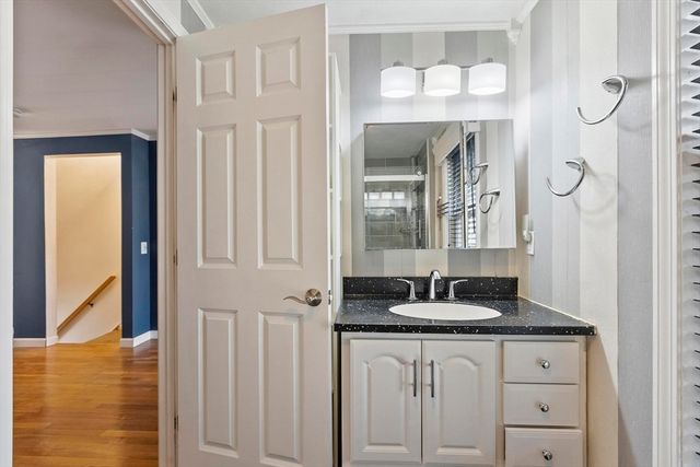 111 Brigham St 11B, Hudson, MA 01749