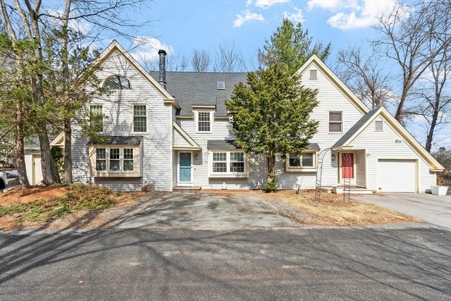 111 Brigham St 11B, Hudson, MA 01749