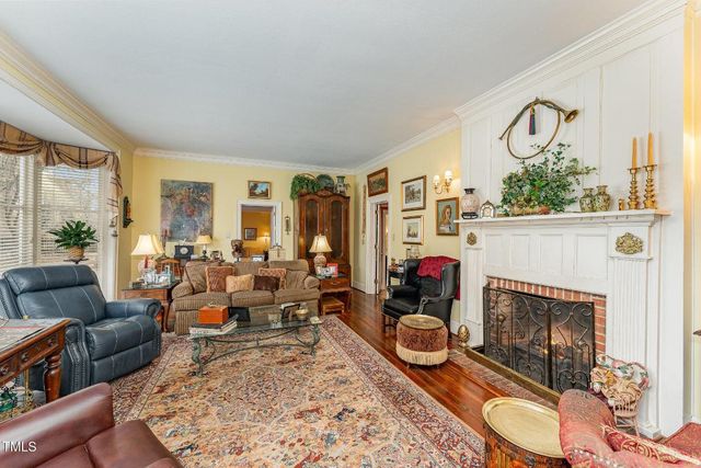 110 E Orange Street, Hillsborough, NC 27278