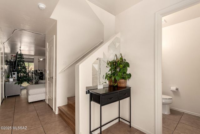 14361 S Camino Vallado, Sahuarita, AZ 85629