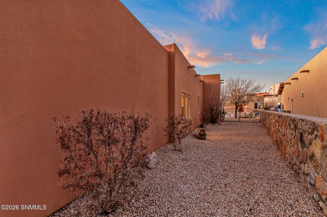 4192 La Purisima Drive, Las Cruces, NM 88011