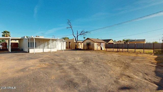 2214 N 24th Place, Phoenix, AZ 85008