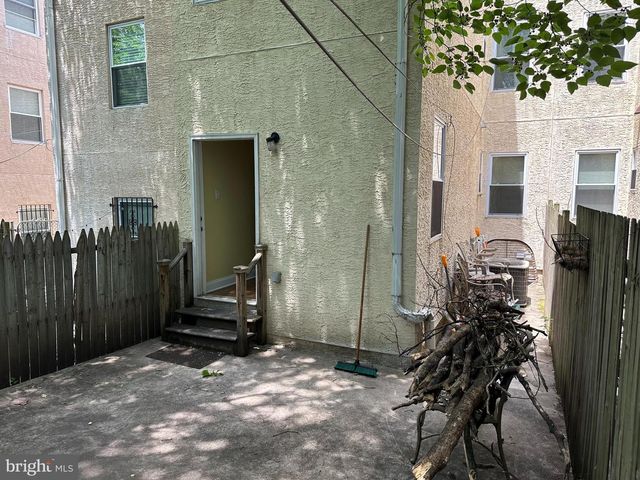 3808 SPRING GARDEN ST, Philadelphia, PA 19104