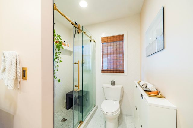 77 Nunan Street, Charleston, SC 29403