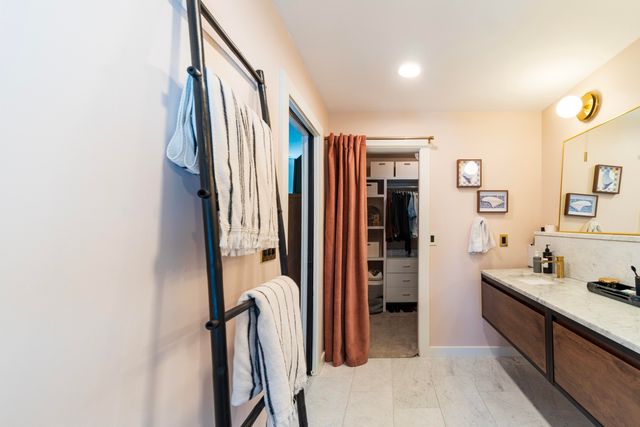 77 Nunan Street, Charleston, SC 29403
