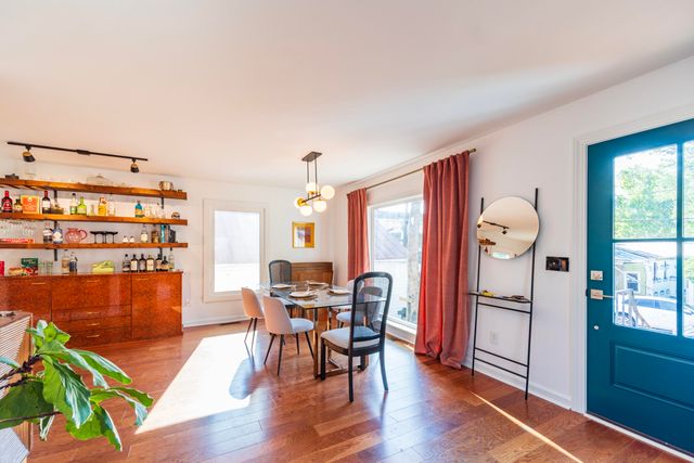 77 Nunan Street, Charleston, SC 29403