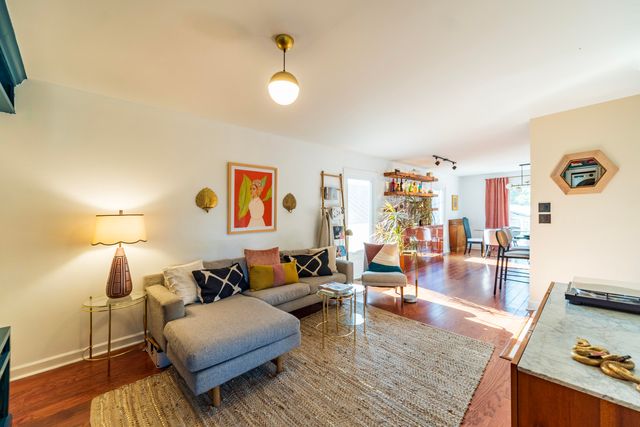 77 Nunan Street, Charleston, SC 29403