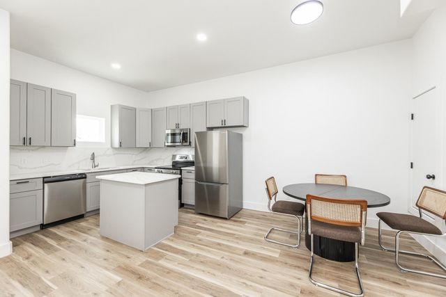 9727 Stedman Street, Houston, TX 77029