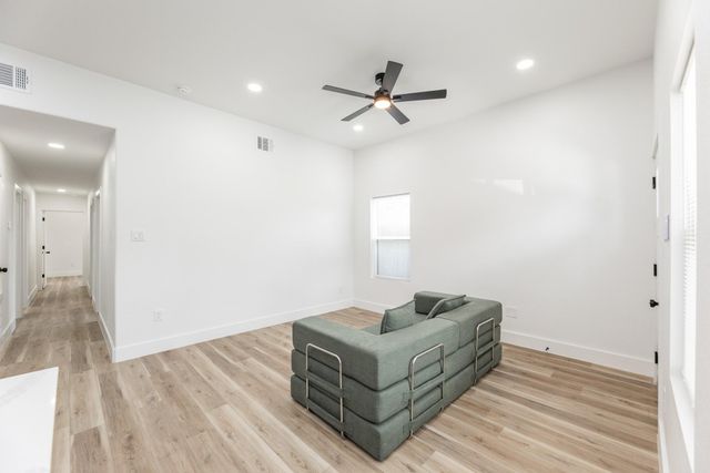 9727 Stedman Street, Houston, TX 77029