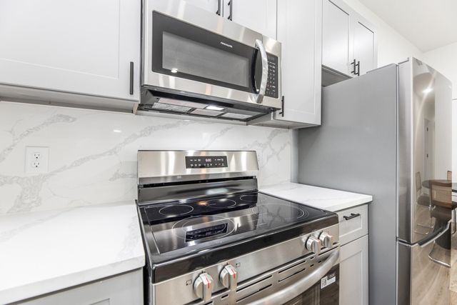 9727 Stedman Street, Houston, TX 77029