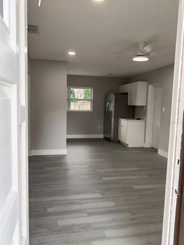 1055 30TH STREET NW, Winter Haven, FL 33881