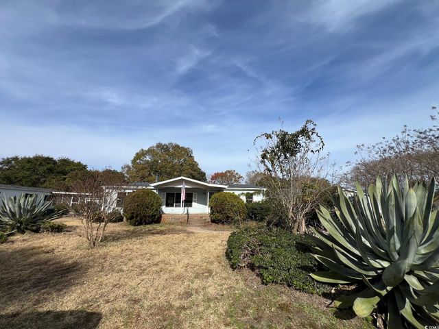 748 Nelson Dr., Murrells Inlet, SC 29576