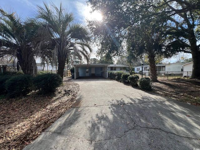 748 Nelson Dr., Murrells Inlet, SC 29576