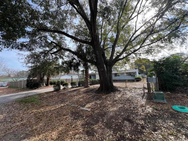 748 Nelson Dr., Murrells Inlet, SC 29576