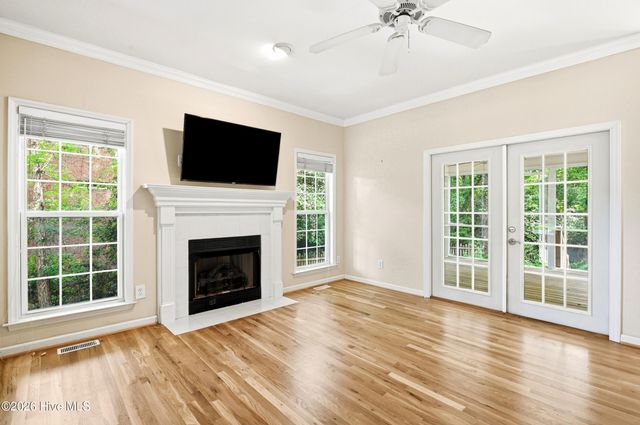 6006 Forest Creek Circle, Wilmington, NC 28403