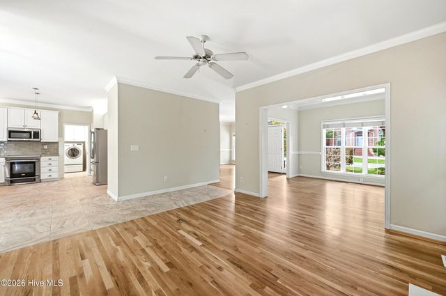 6006 Forest Creek Circle, Wilmington, NC 28403