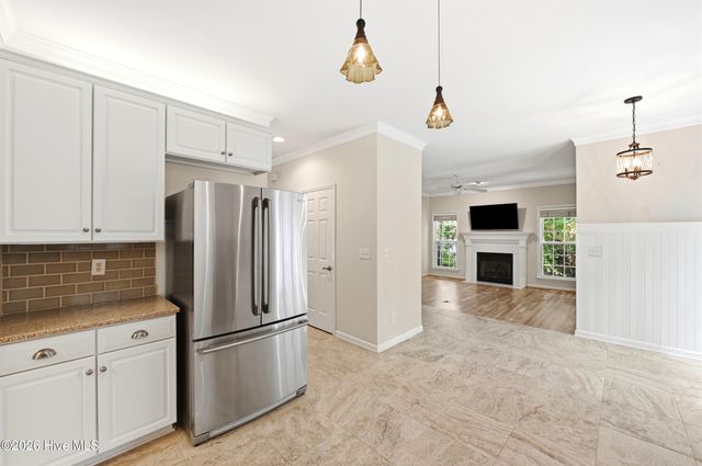 6006 Forest Creek Circle, Wilmington, NC 28403