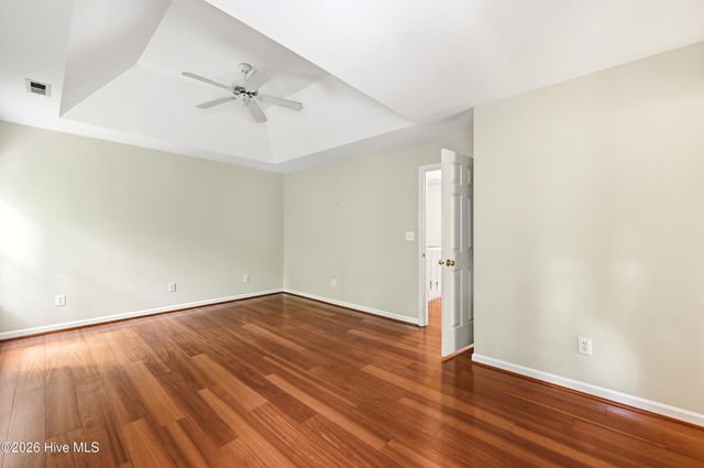 6006 Forest Creek Circle, Wilmington, NC 28403