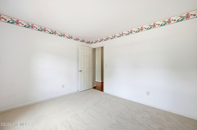 6006 Forest Creek Circle, Wilmington, NC 28403