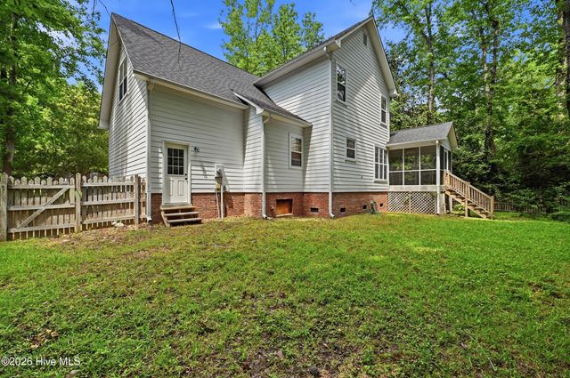 6006 Forest Creek Circle, Wilmington, NC 28403