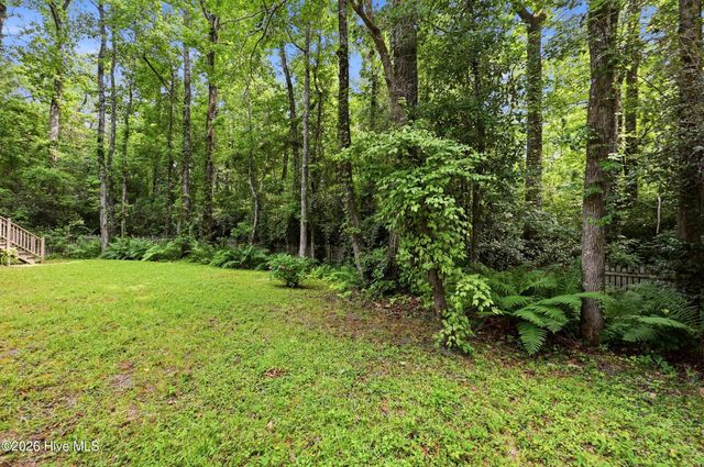 6006 Forest Creek Circle, Wilmington, NC 28403