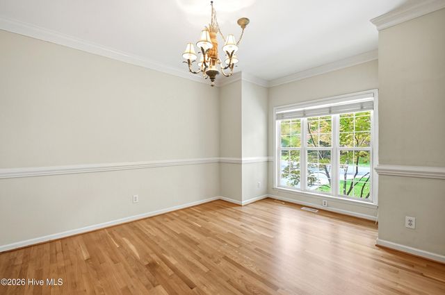 6006 Forest Creek Circle, Wilmington, NC 28403