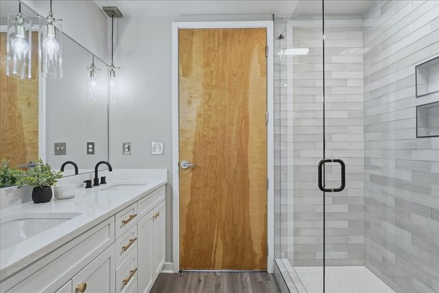 600 12th Ave S Apt 640, Nashville, TN 37203