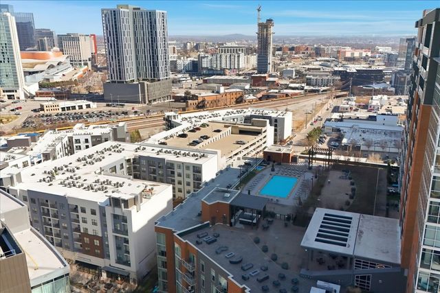 600 12th Ave S Apt 640, Nashville, TN 37203