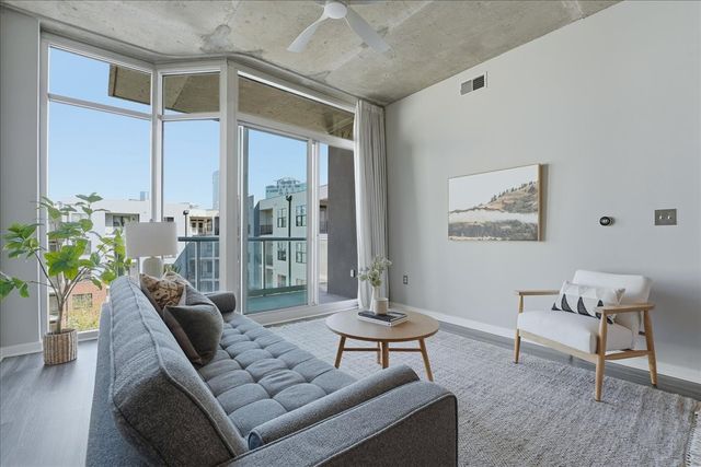 600 12th Ave S Apt 640, Nashville, TN 37203