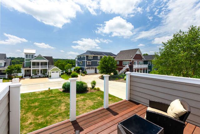 12 Great Loop, Ottawa, IL 61350