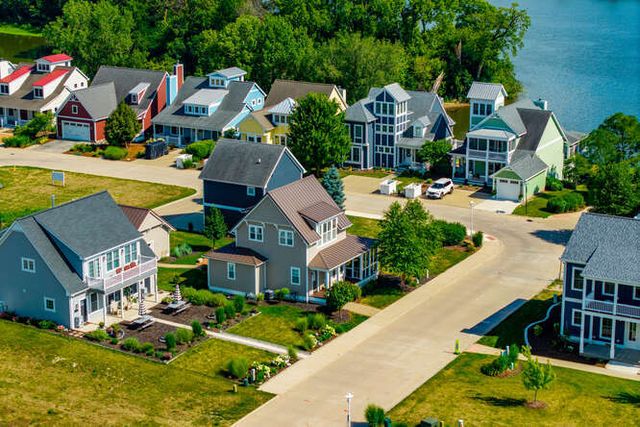 12 Great Loop, Ottawa, IL 61350