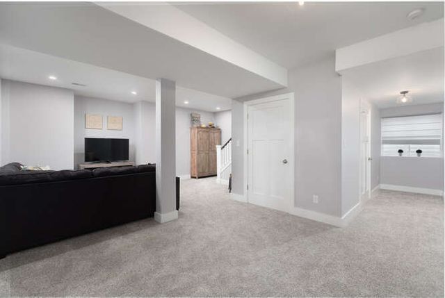 12 Great Loop, Ottawa, IL 61350