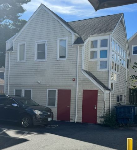 544 Douglas Avenue, Providence, RI 02908