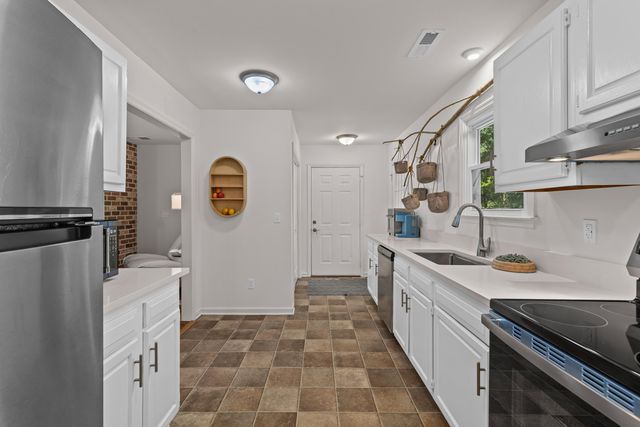 1138 Cottage Road, Charleston, SC 29412