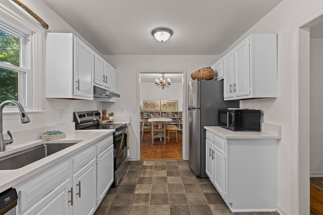 1138 Cottage Road, Charleston, SC 29412