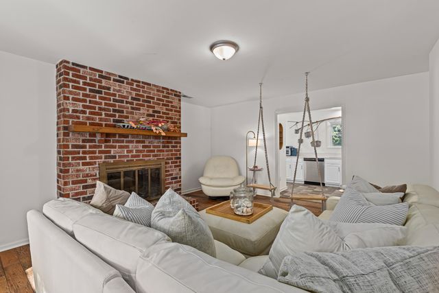 1138 Cottage Road, Charleston, SC 29412