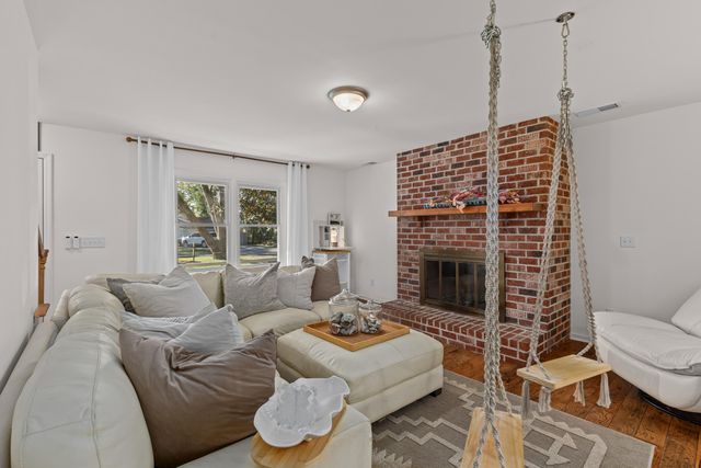 1138 Cottage Road, Charleston, SC 29412