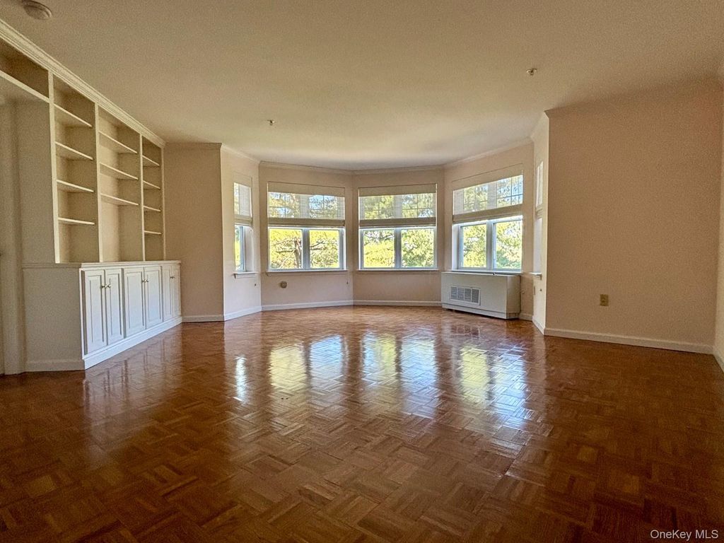 311 Sutton Drive 311, Mount Kisco, NY 10549 — photo 3