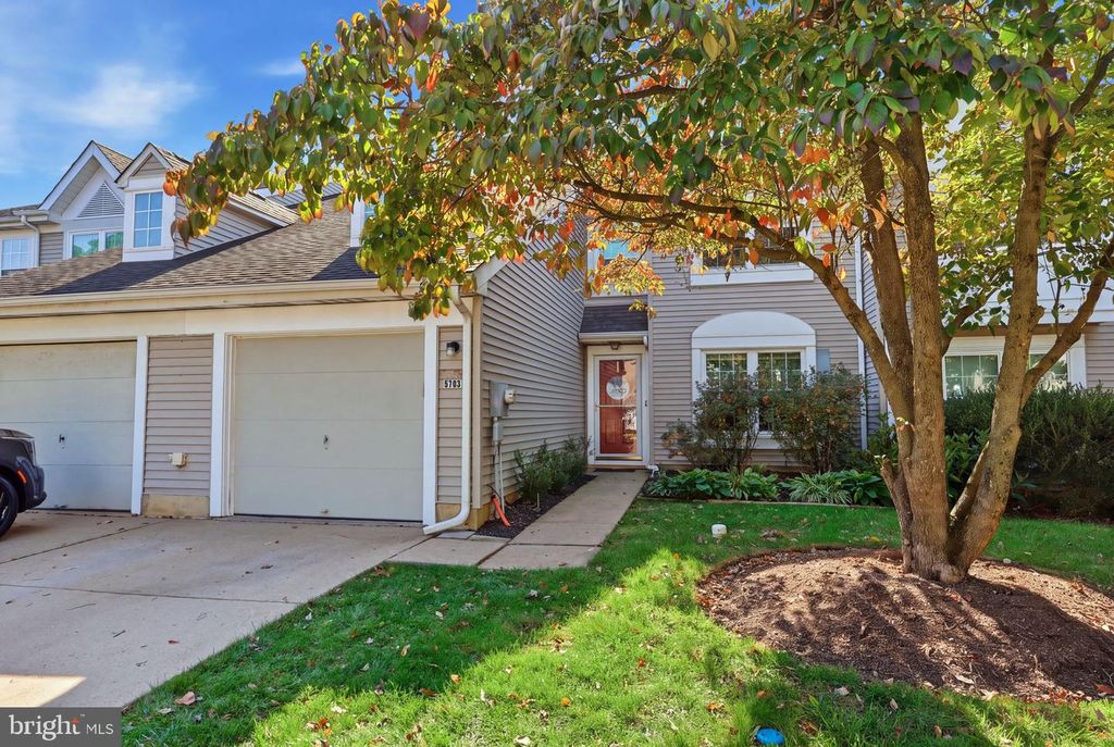 5703 CONSTITUTION CT #, NORTH WALES, PA 19454 — exterior