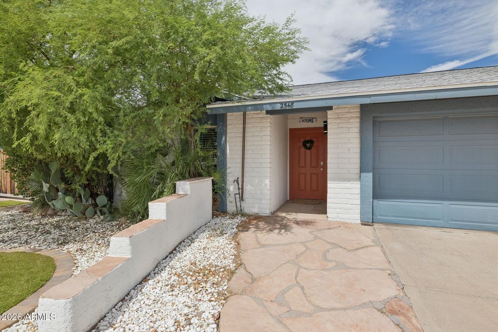 2548 E INVERNESS Avenue, Mesa, AZ 85204 — photo 2